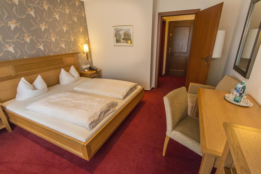 Frommanns Landhotel Buchholz in der Nordheide Room photo